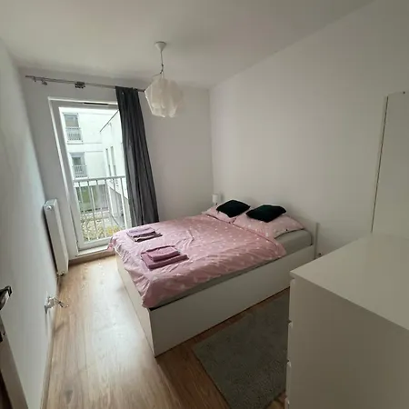 Komfortowy Dwupoziomowy Apartment *