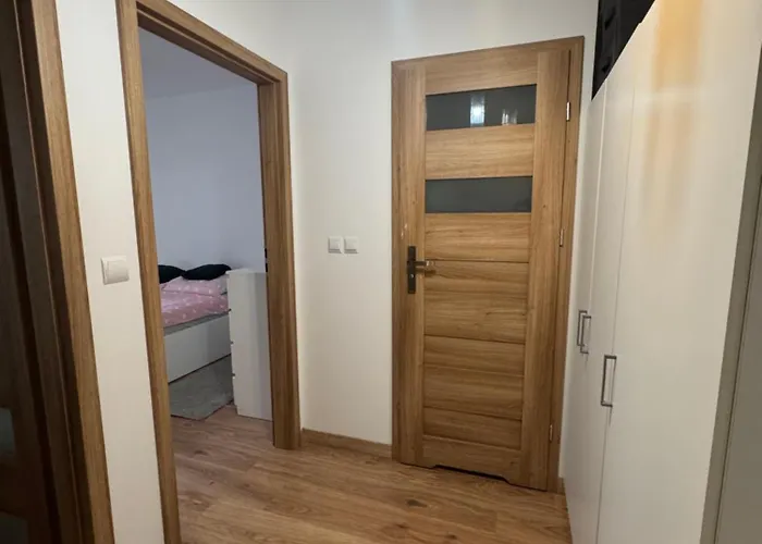 아파트 Komfortowy Dwupoziomowy 바르샤바